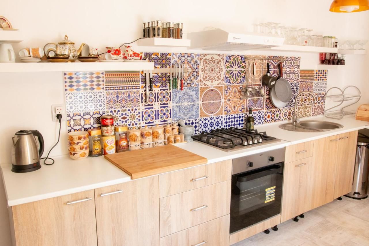 Гостевой дом Guest House Colosseum Area Бухарест-24