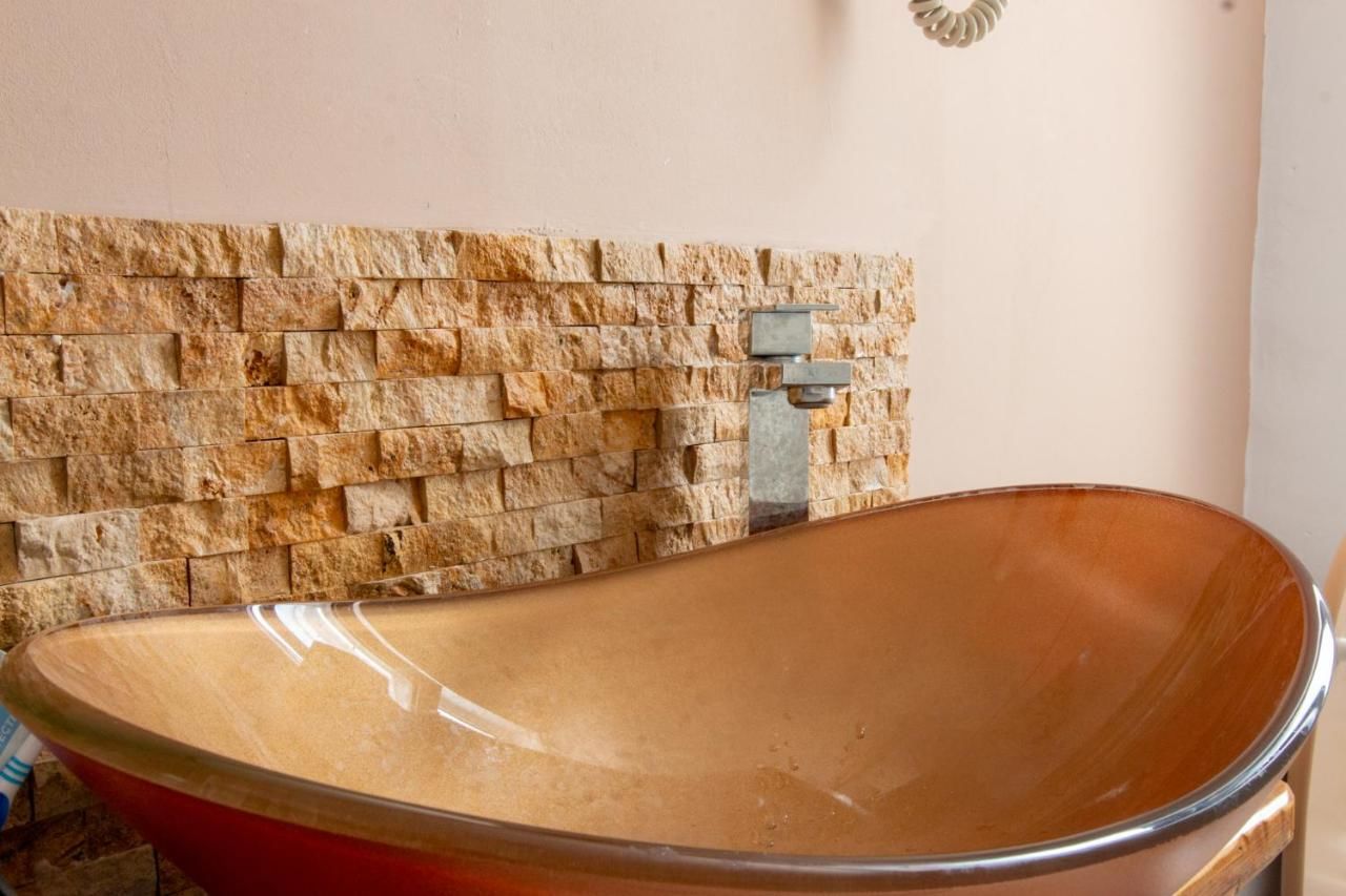 Гостевой дом Guest House Colosseum Area Бухарест-32